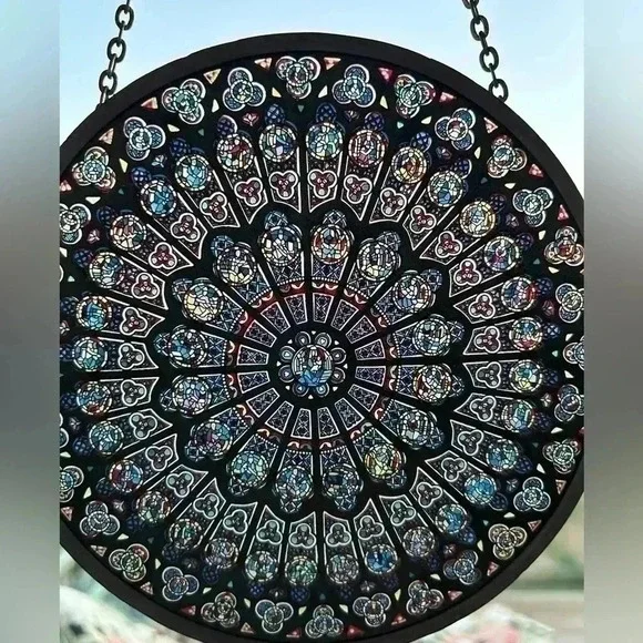 Notre dame window suncatcher Vintage art glass - Picture 4 of 5